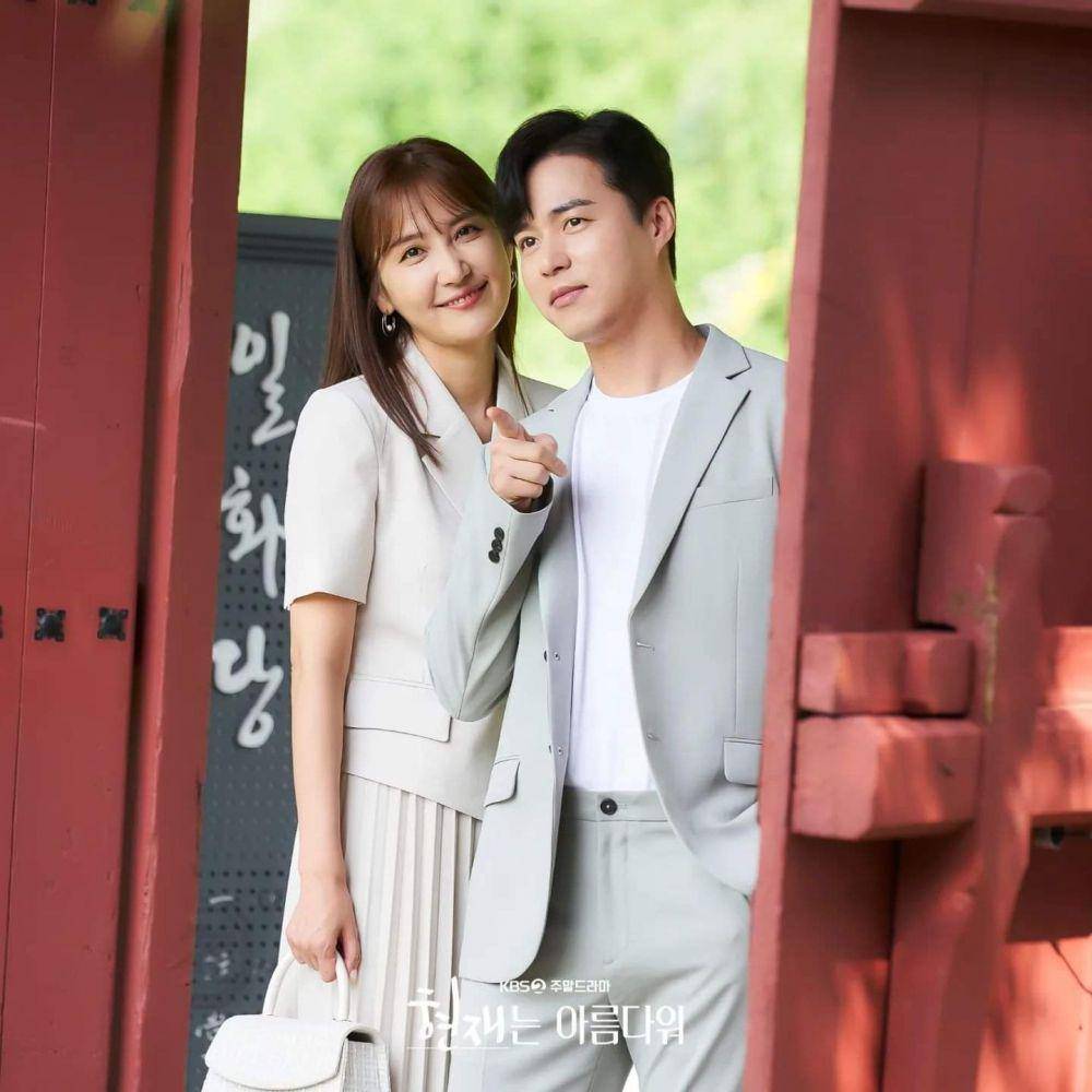 Shin Dong Mi dan Oh Min Suk di balik layar It's Beautiful Now (instagram.com/kbsdrama)
