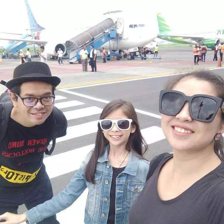 Nada Tarina Putri dan ayah kandungnya (instagram.com/bheben_tfive)