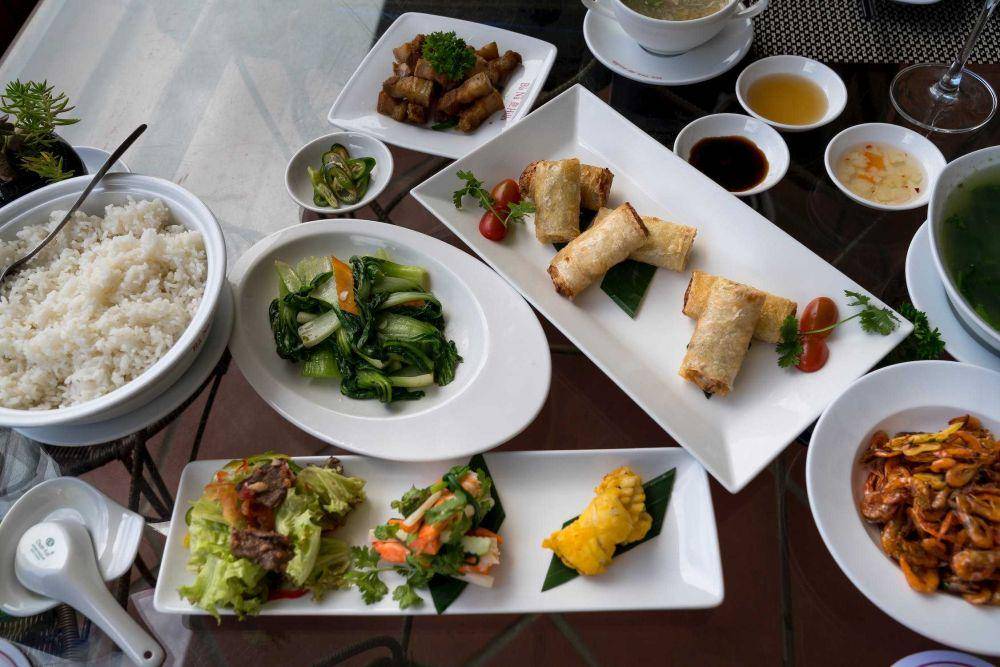 ilustrasi makanan tertata(pexels.com/id-id/quang-nguyen-vinh