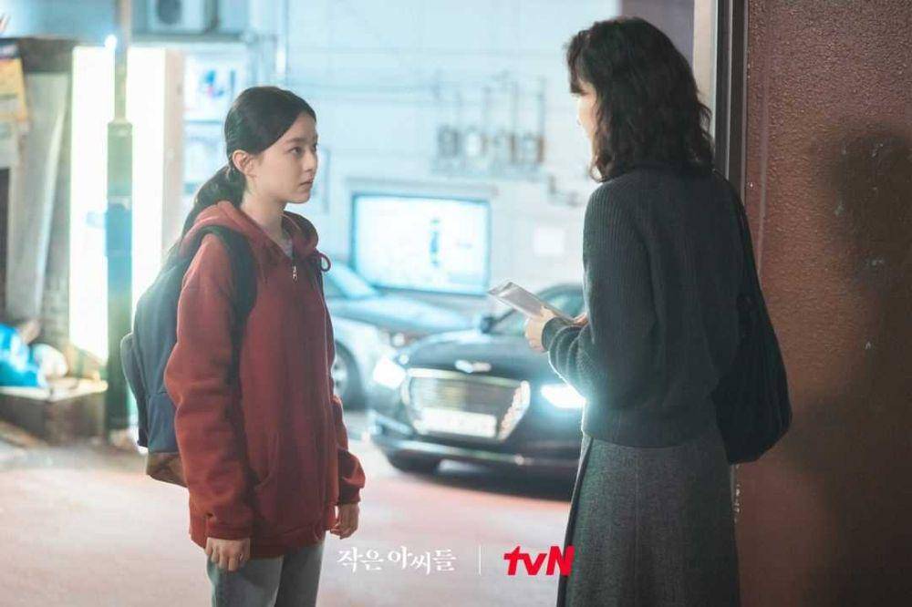 Park Ji Hu dan Kim Go eun di KDrama Little Women (instagram.com/tvn_drama)