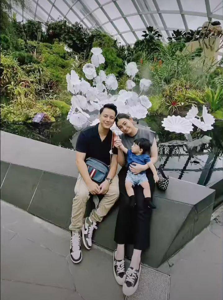 potret liburan singkat keluarga Billy Davidson di Singapura (instagram.com/billydavidson_)