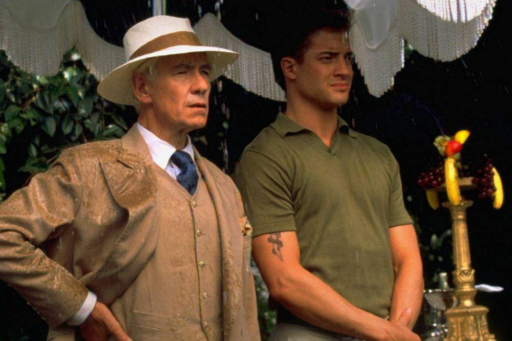 Ian McKellen dan Brendan Fraser dalam film Gods and Monsters (dok. BBC Films/Gods and Monsters)