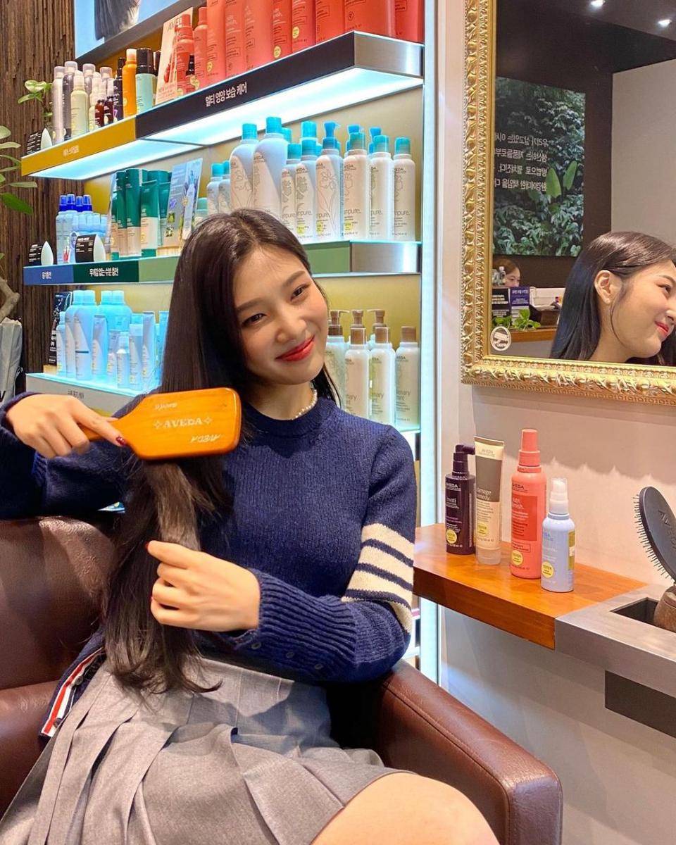 Joy Red Velvet (instagram.com/_imyour_joy)