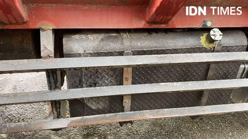 Tangki Truk milik tersangka BI yang telah dimodifikasi mampu tampung 170 liter solar subsidi (IDN Times/Ervan)