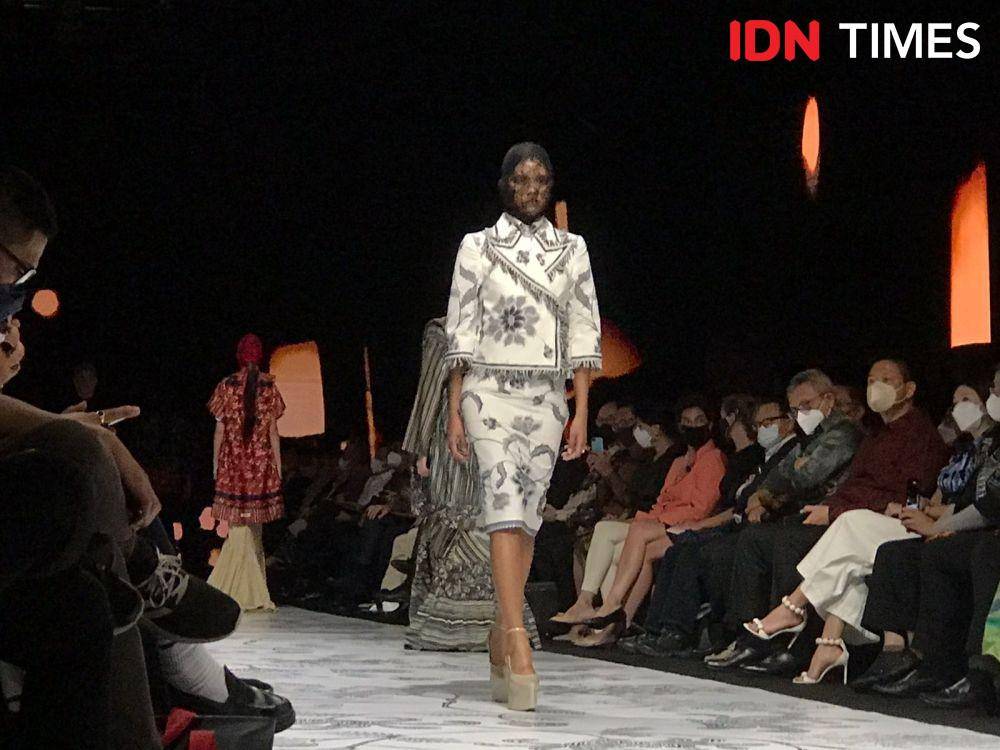 Fashion Show 'Lorong Waktu' Lakon Indonesia x Cahyo di JF3 Fashion Festival (6/9/2022) IDN Times/Mitha Aullia
