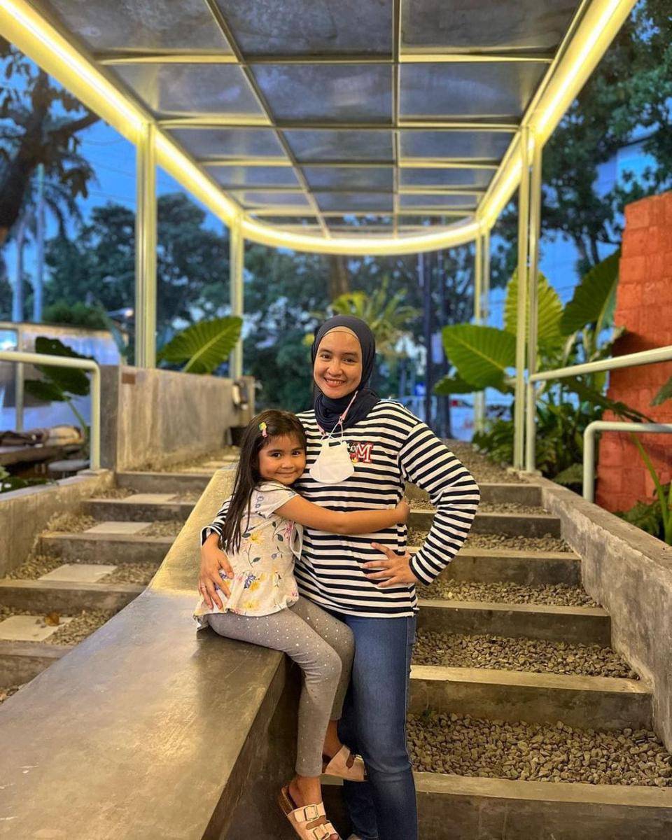 Intan Nuraini dan buah hati (instagram.com/intan_nuraini23)