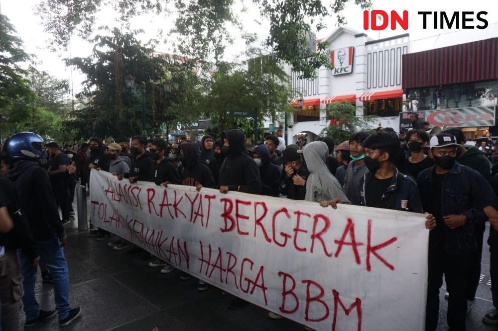 Aliansi Rakyat Bergerak Kembali Berunjuk Rasa di Malioboro