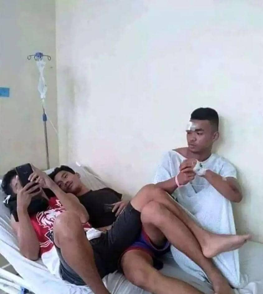 orang kelewat pasrah (instagram.com/awreceh.id)