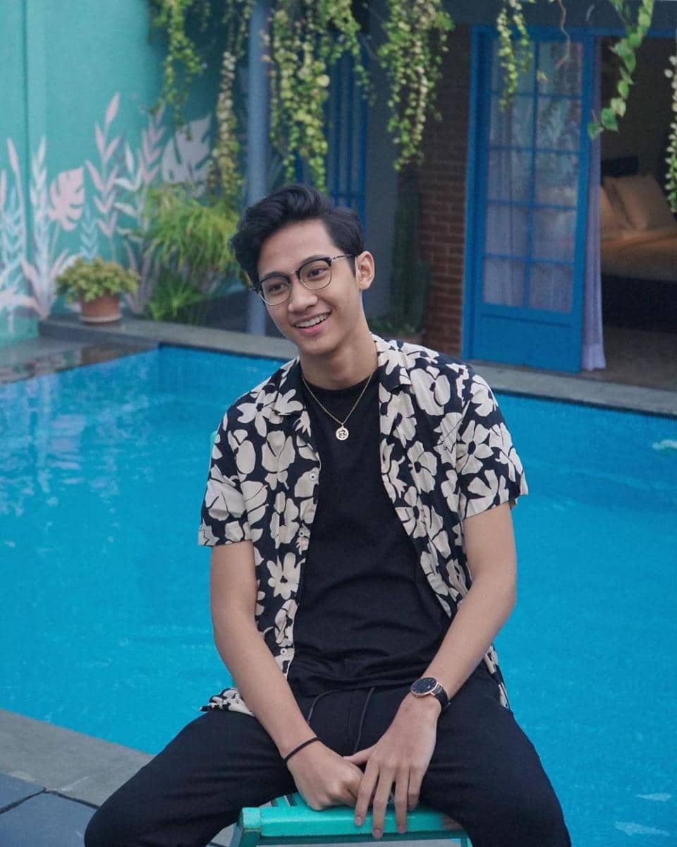 Munggaran (instagram.com/munggaran6)