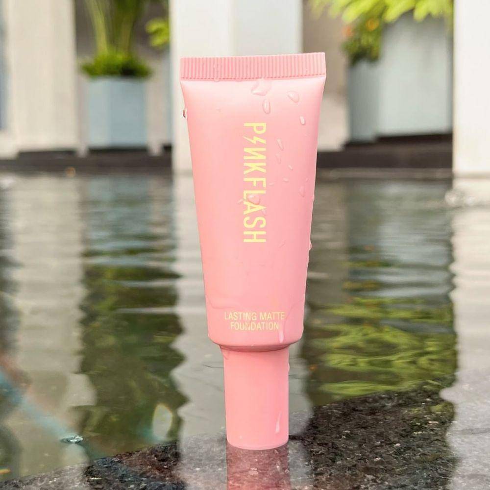 PINKFLASH OhMySelf Weightless Long Lasting All-day Matte Foundation (instagram.com/pinkflashcosmetics)