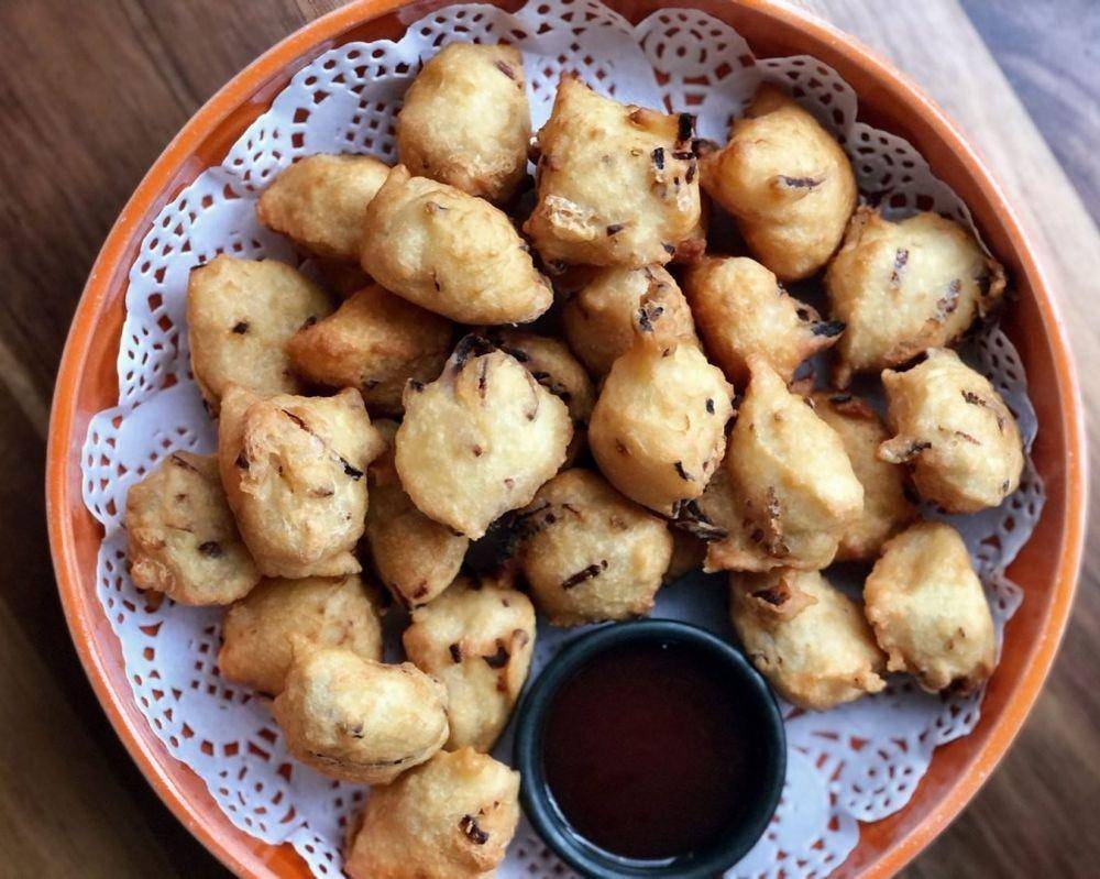 Ilustrasi cucur bawang (instagram.com/allthingsdeliciousmy)