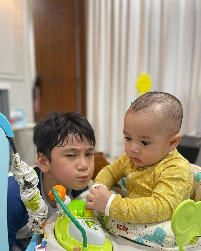 Rafathar dan Rayyanza (instagram.com/syela_lala96)