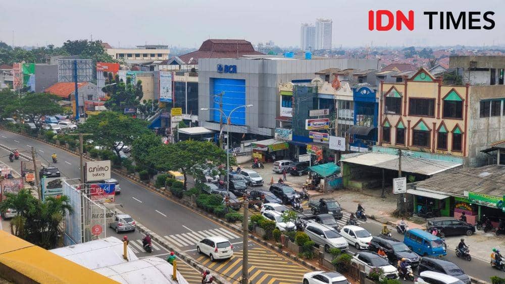 Suasana lalu lintas di Jalan Raya Margonda, Kota Depok. (IDNTimes/Dicky)
