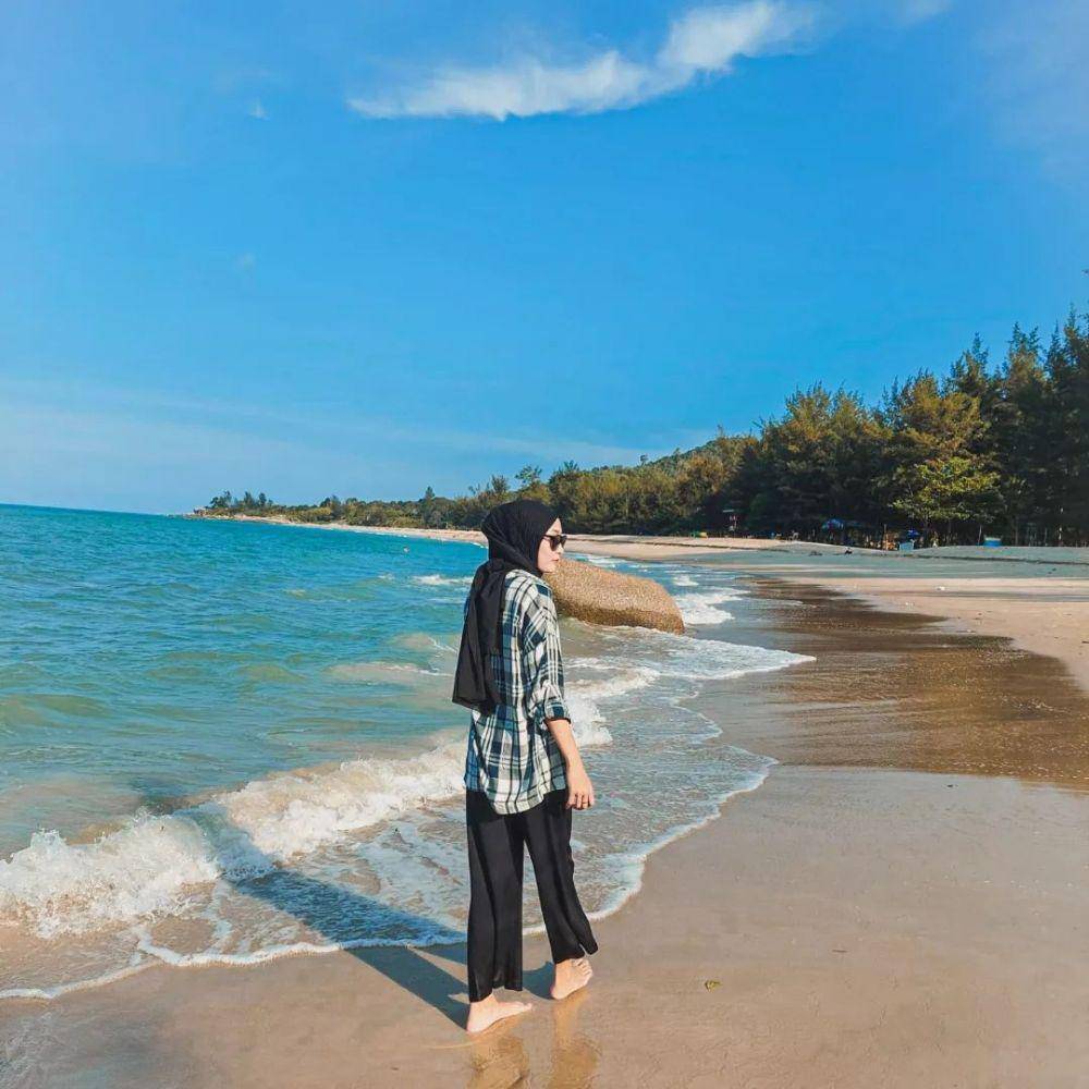 Pantai Tikus Emas (instagram.com/dianaa_lst11l)