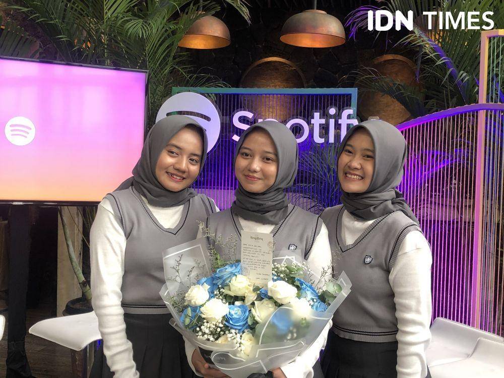 potret Putih Abu-Abu di konferensi pers Video Podcast Spotify Original (Dok. IDN Times/Elizabeth Chiquita)
