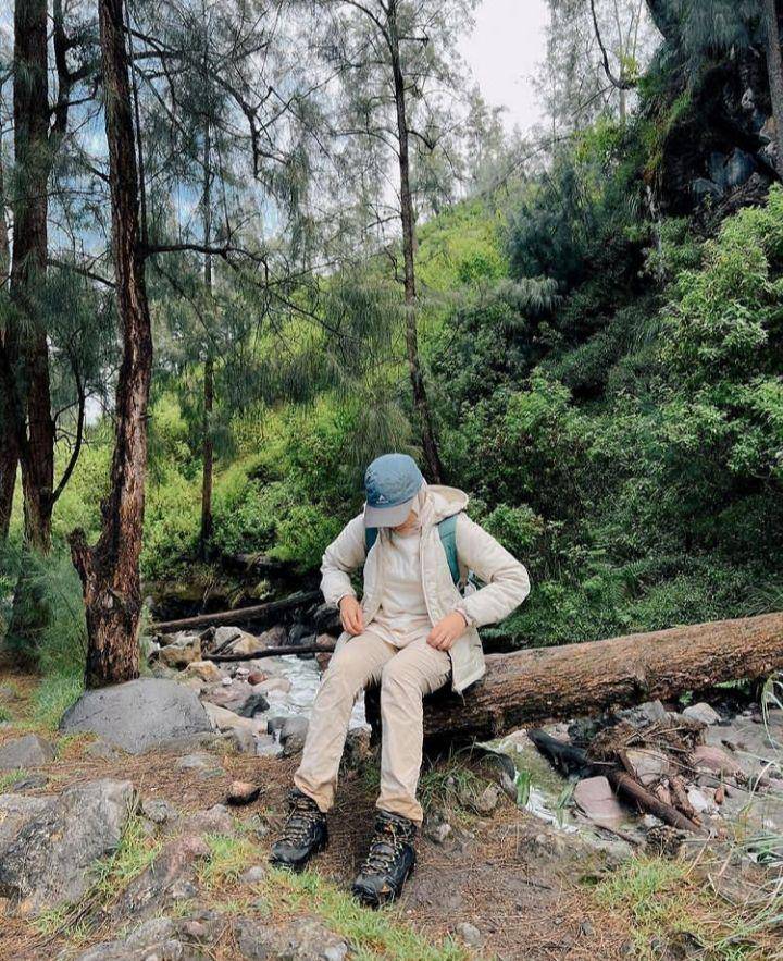 Potret Selebgram Novi di Sungai Banyuwangi (instagram.com/noviherdyy)
