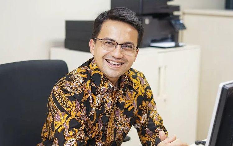15 Gelar Pendidikan Artis saat jadi Kepala Daerah dan Anggota Dewan