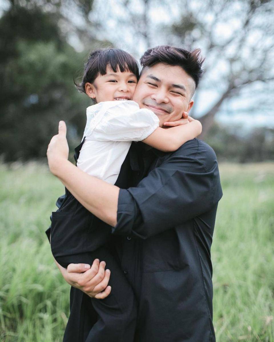 pemotretan ulang tahun Nastusha Olivia Alinskie (instagram.com/glennalinskie)