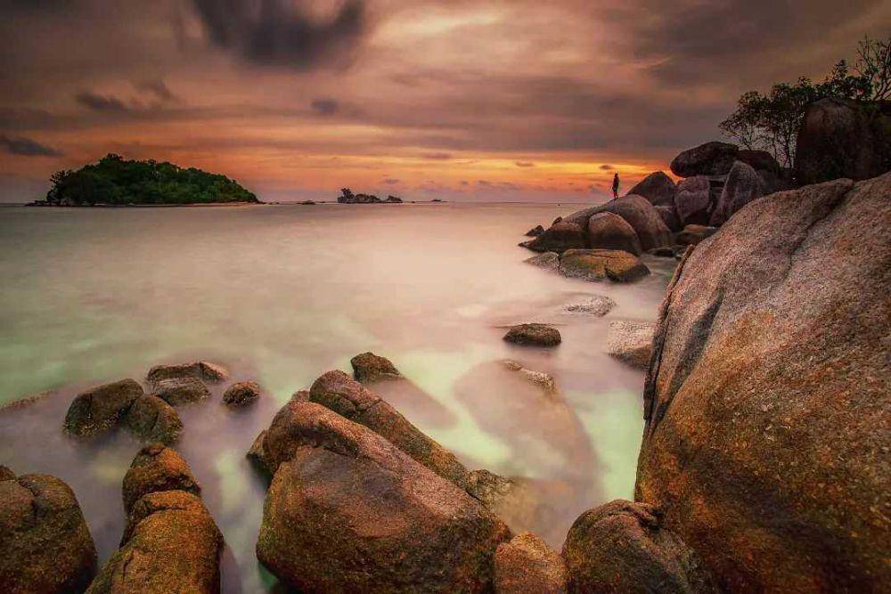 Pantai Tanjung Kelayang (instagram.com/cheppy_cheever)