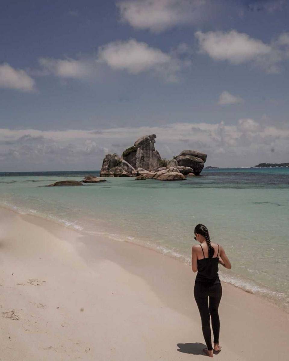 Pantai Tanjung Kelayang (instagram.com/ayu.mukti.s)
