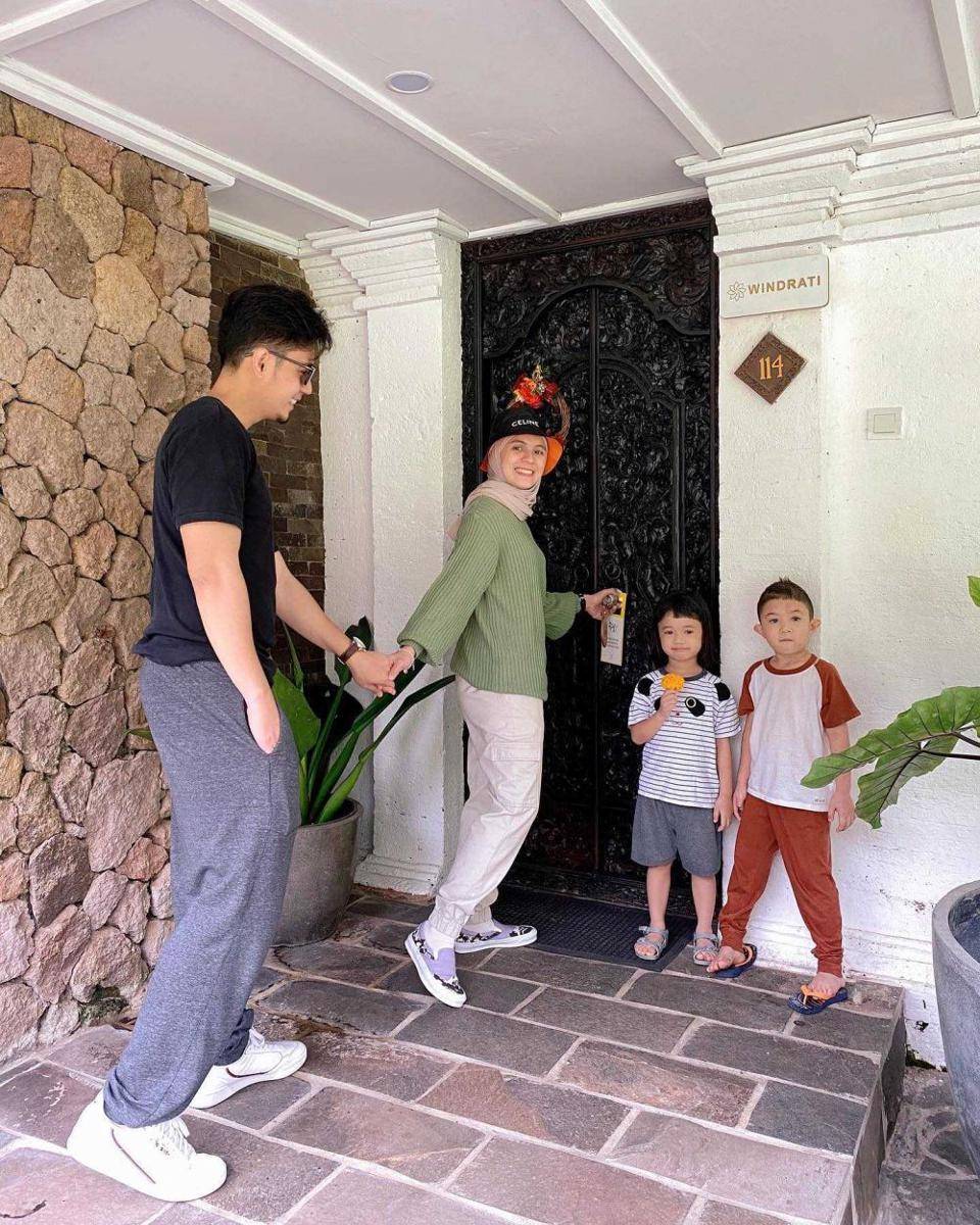 potret keluarga Gina & Kinos (instagram.com/@kinosnoski)