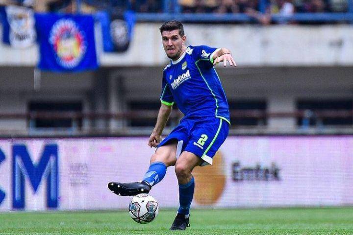 Nick Kuipers (instagram.com/persib)