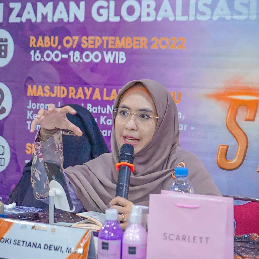 potret Oki Setiana Dewi safari dakwah ke Sumatra Barat (instagram.com/okisetianadewi)