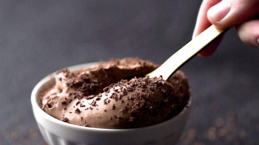 dark chocolate mousse (youtube.com/Tastemade)