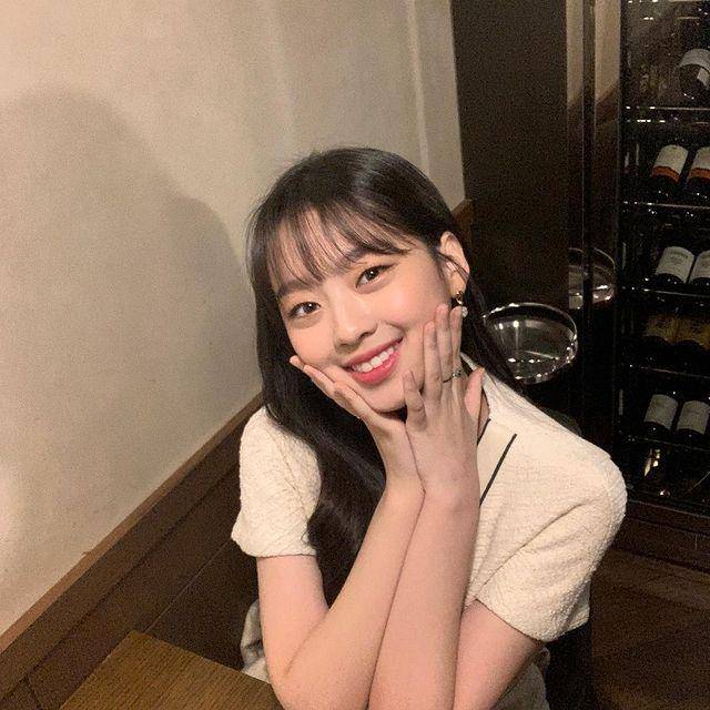 Lee Soo Min (instagram.com/artistcompanyofficial)