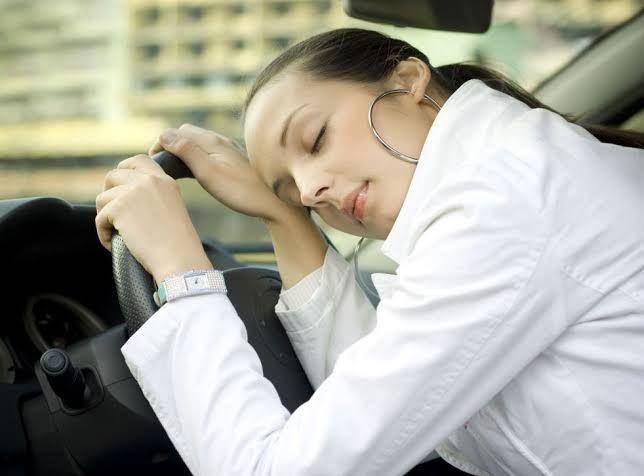 Tidur di mobil (independent.co.uk)