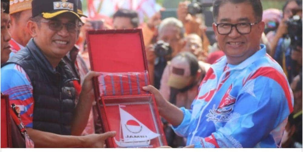 Festival Sandeq Berjalan Lancar Meski Tak Pakai Duit Negara