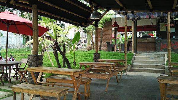 Indigo Cafe And Bistro (google.com/maps/sufik maro)