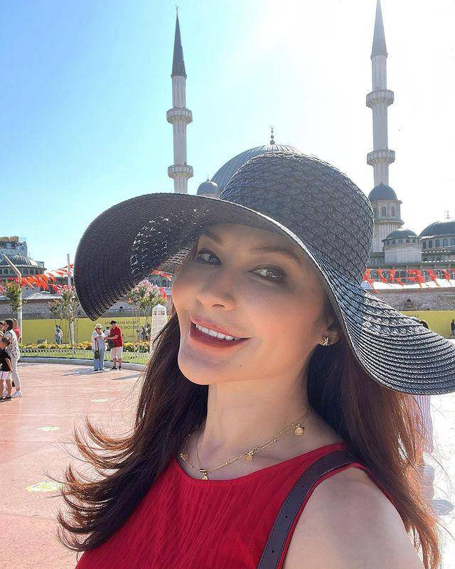 potret Tamara Blezynski (instagram.com/tamarablezynskiofficial)