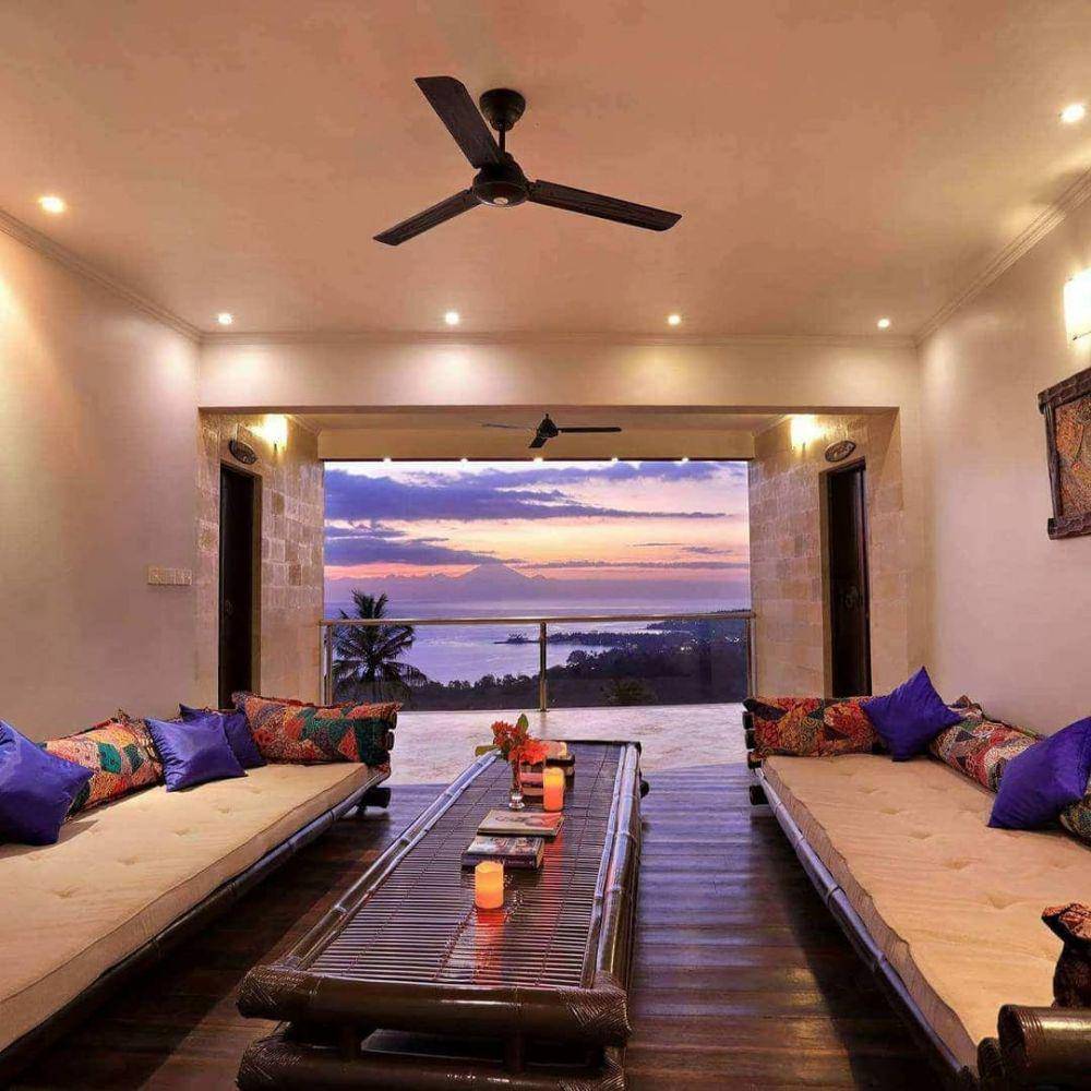 pemandangan sunset dari Villa Umbrella (instagram.com/villaumbrella)