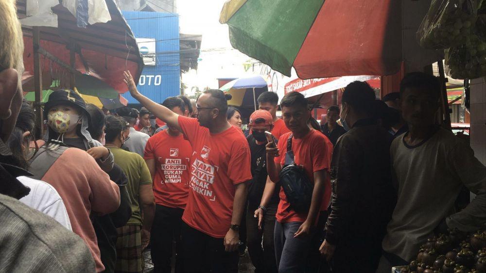 Blusukan Giring PSI Akhir Pekan: Sapa Warga hingga Nyanyi di Panggung