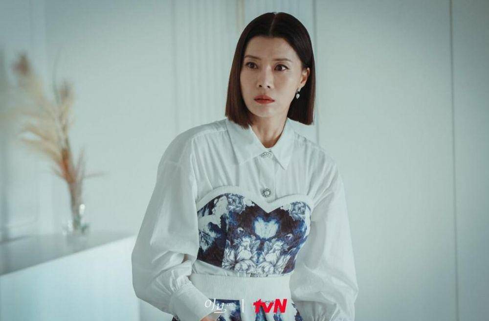 Yoo Sun di drama Eve (instagram.com/tvn_drama)