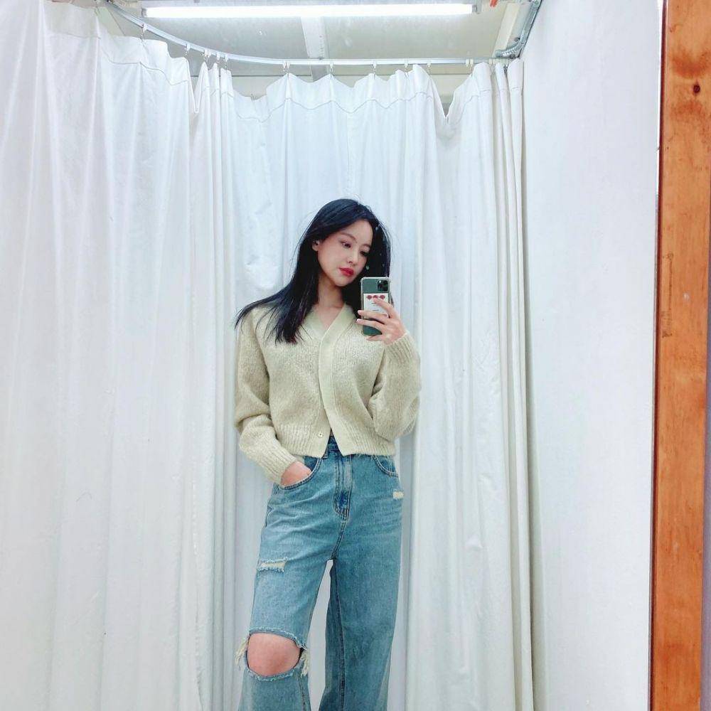 OOTD kasual ala Oh Yeon Seo (instagram.com/ohvely22)