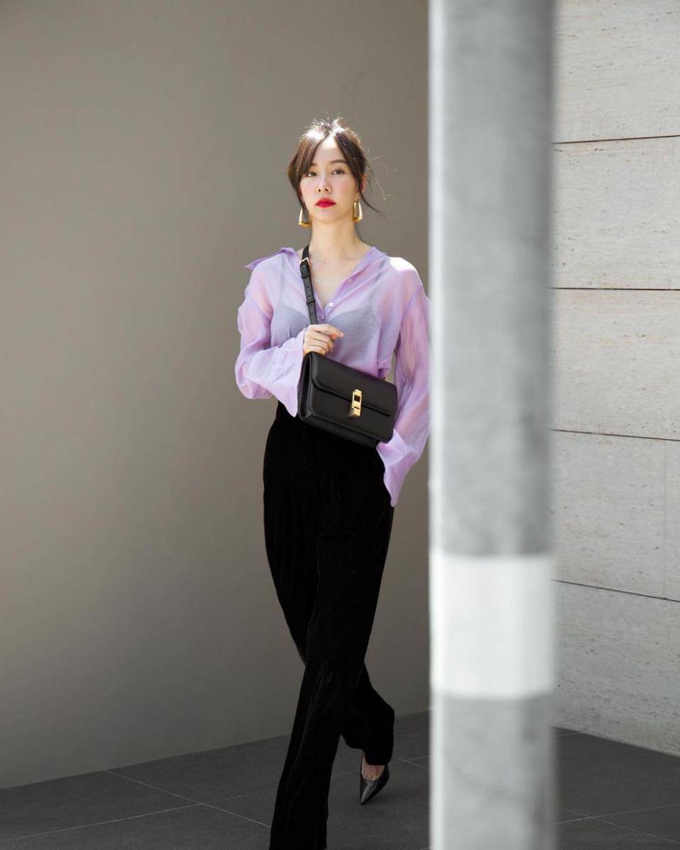 inspirasi office look ala Toey Jarinporn (instagram.com/toeyjarinporn)