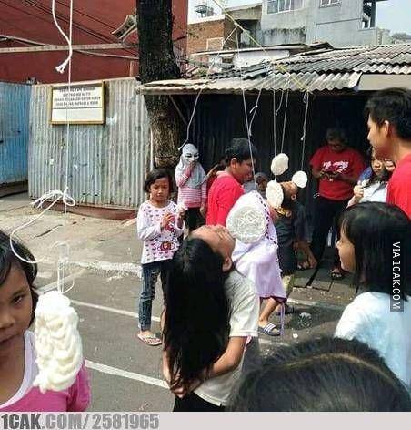 orang pakai topeng hacker (1cak.com)