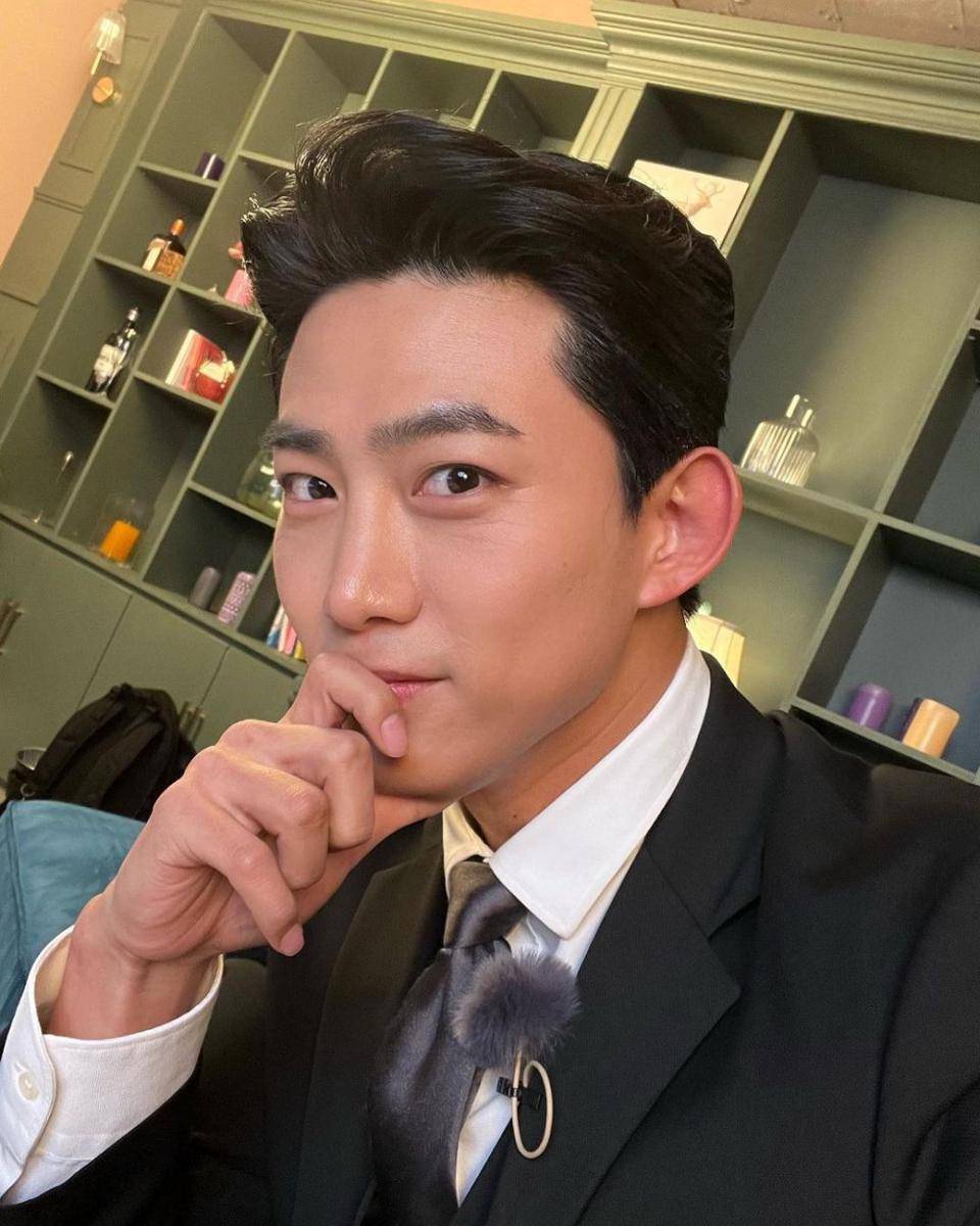 Taecyeon 2PM (instagram.com/taecyeonokay)
