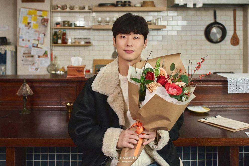 Ahn Dong Goo (instagram.com/d____9ya)
