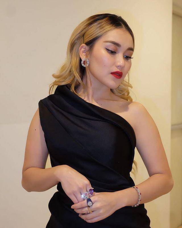 potret Ayu Ting-ting (instagram.com/ayutingting92)