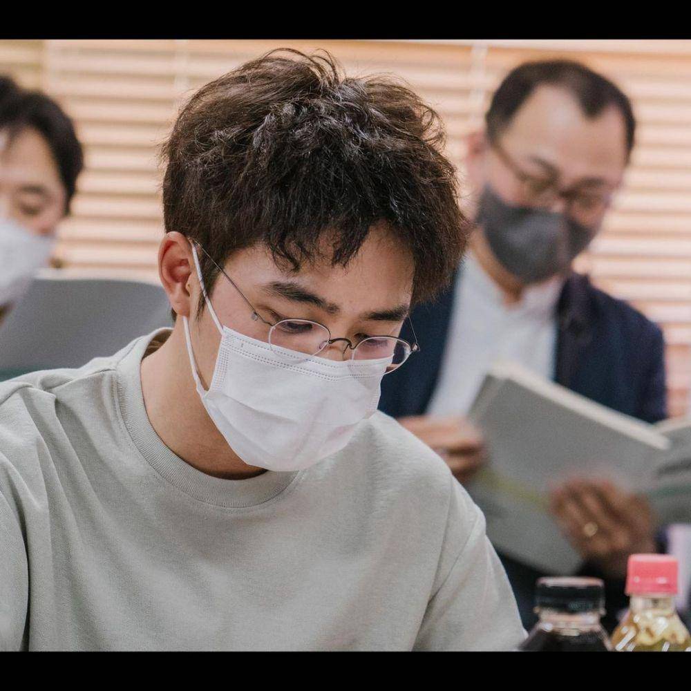 D.O EXO (instagram.com/smtown)