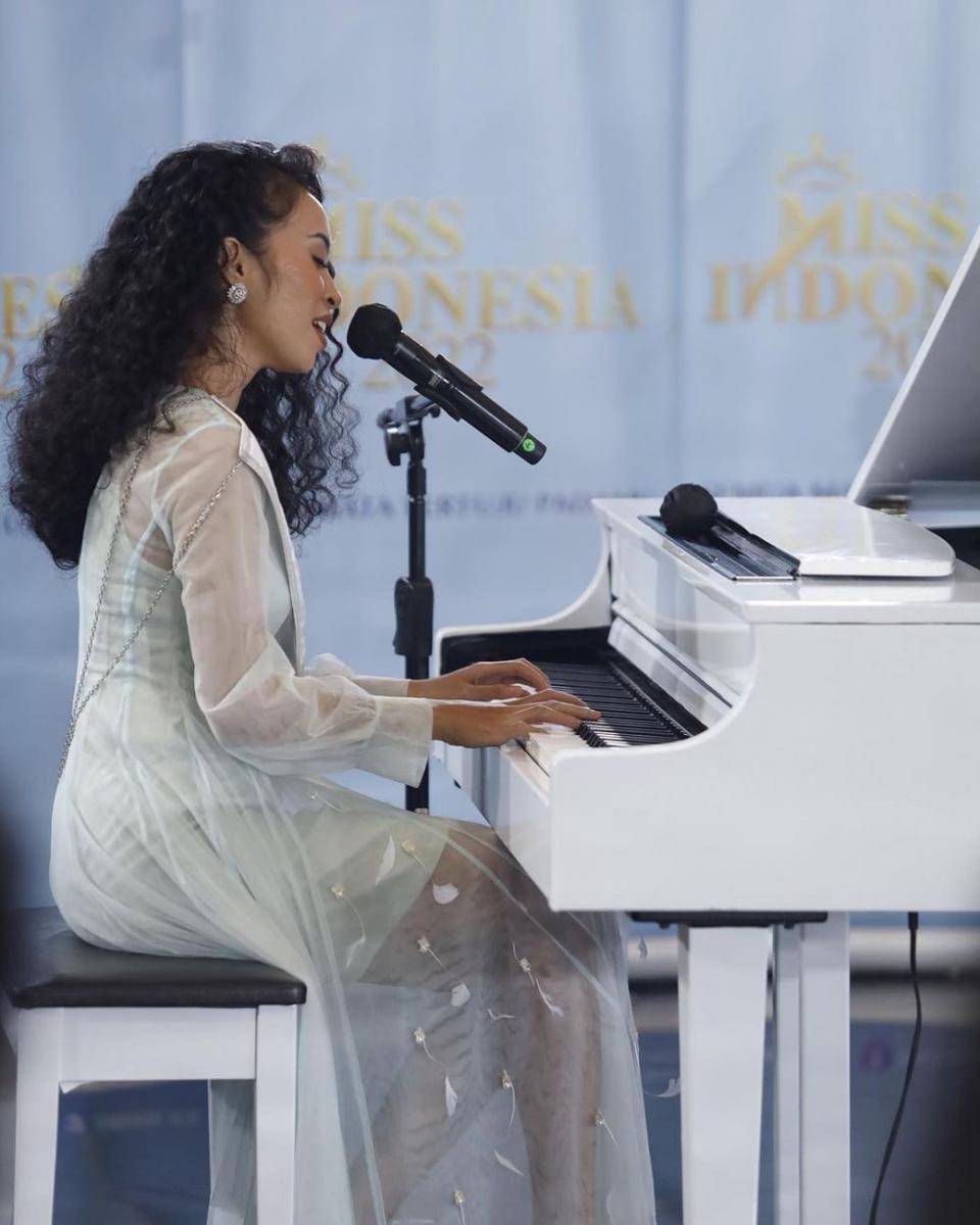 Potret Finalis Miss Indonesia 2022 di Sesi Talent Show (Instagram.com/missindonesia)