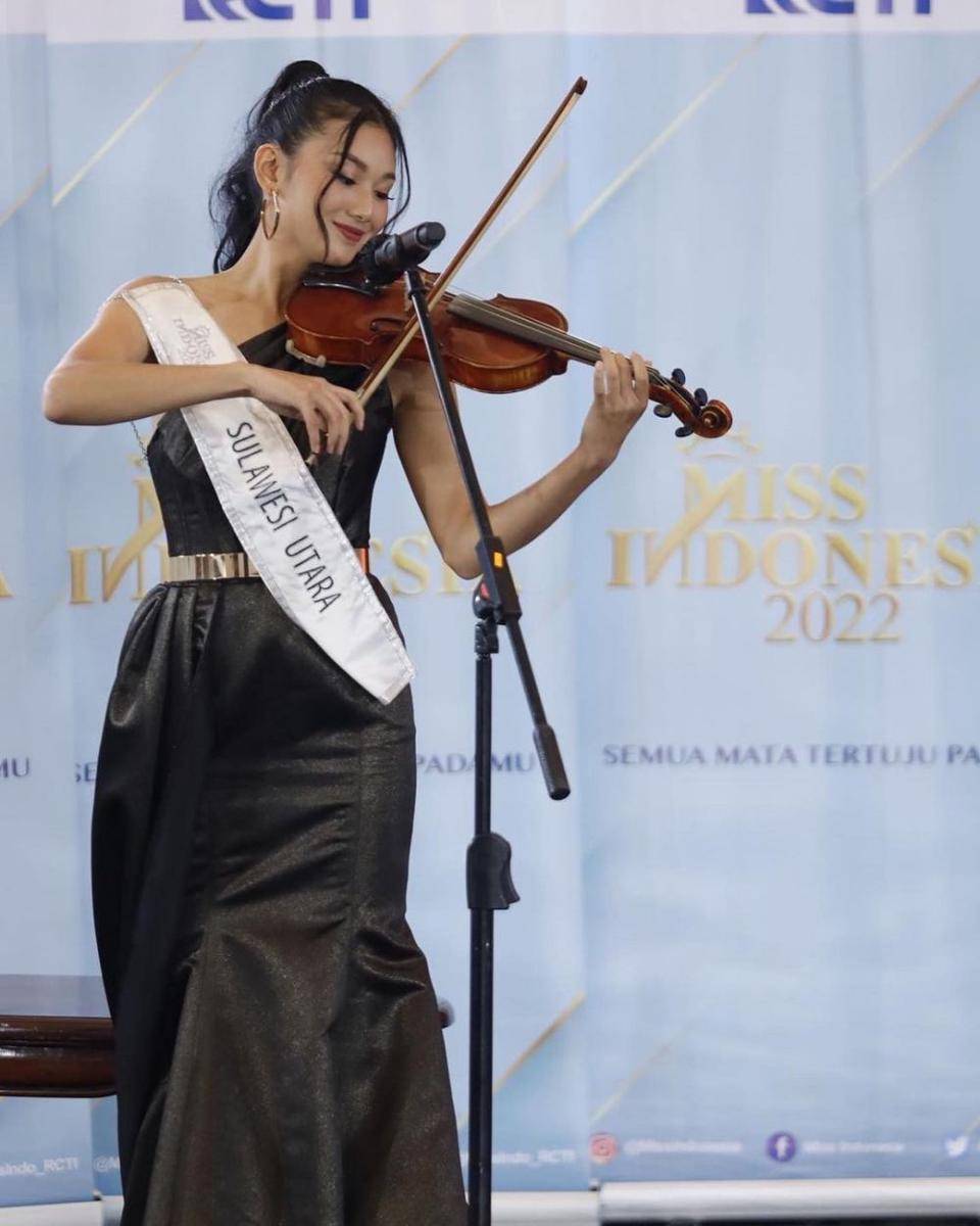 Potret Finalis Miss Indonesia 2022 di Sesi Talent Show (Instagram.com/missindonesia)