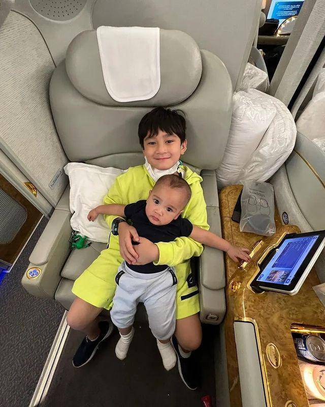 Rafathar dan Rayyanza (instagram.com/raffinagita1717)