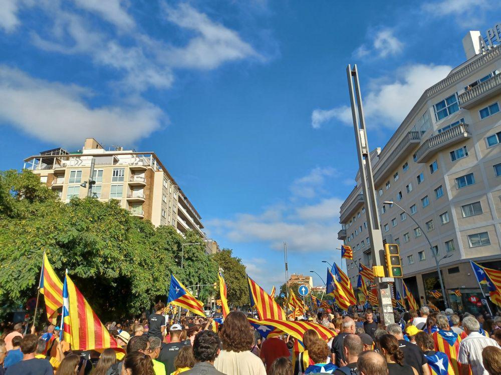 Ribuan Warga Catalonia Demo, Kenang Perjuangan Referendum dari Spanyol