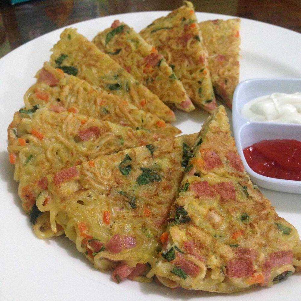 omelet mie sosis (instagram.com/mrs.viriya)