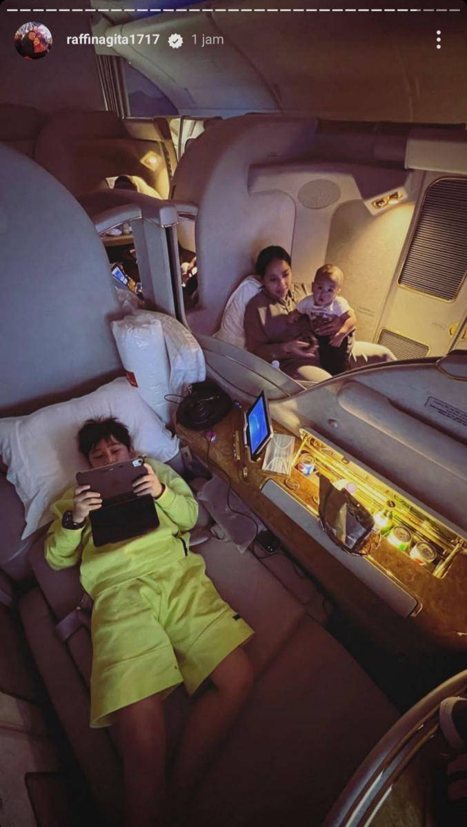 Keberangkatan Raffi Ahmad dan keluarga ke Amerika (instagram.com/raffinagita1717)