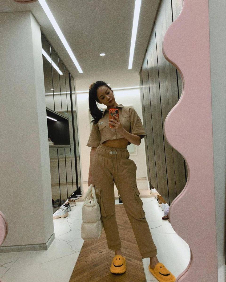 OOTD kasual ala Oh Yeon Seo (instagram.com/ohvely22)